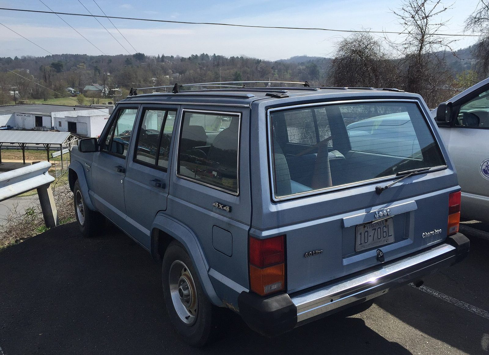 1988 Jeep Cherokee (XJ) Pioneer Olympic Edition municipal service Galax Virginia 1